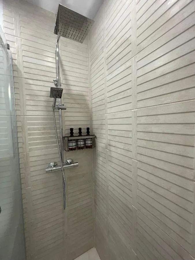 Apartment Studio On The Beach Front Malaga