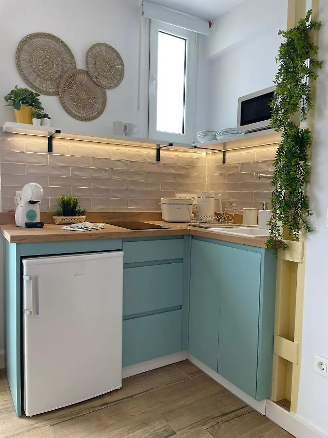 Studio On The Beach Front Malaga Apartment
