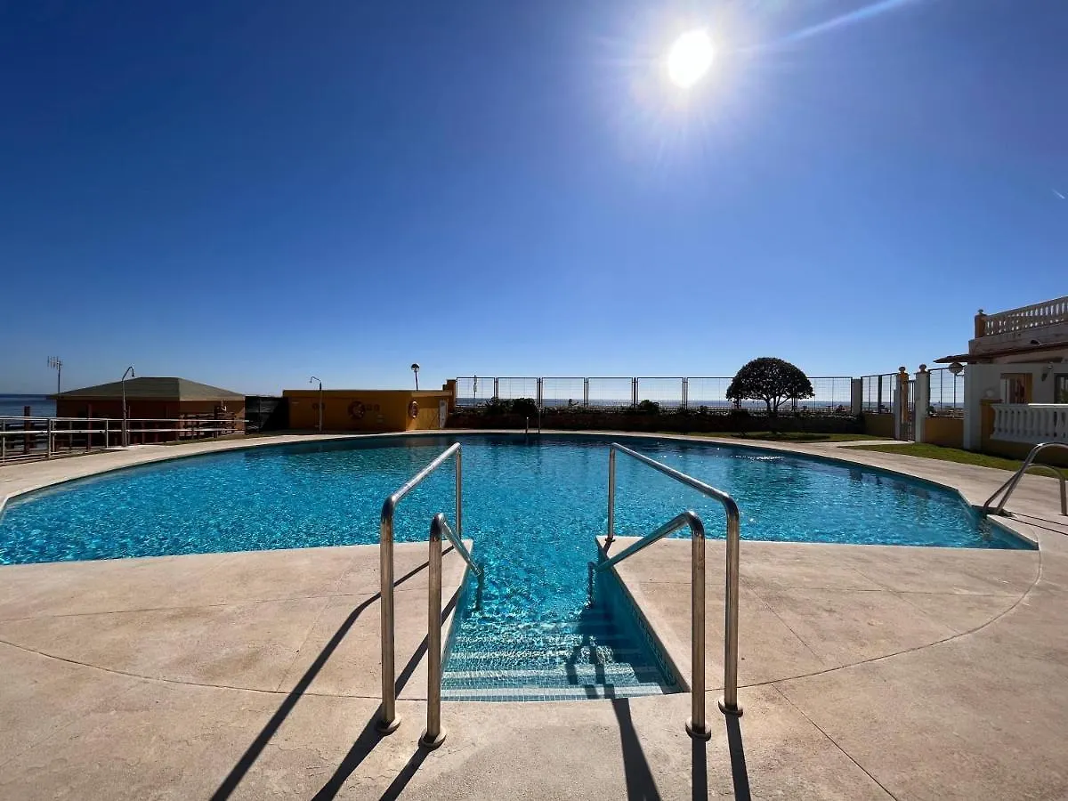Apartment Studio On The Beach Front Malaga